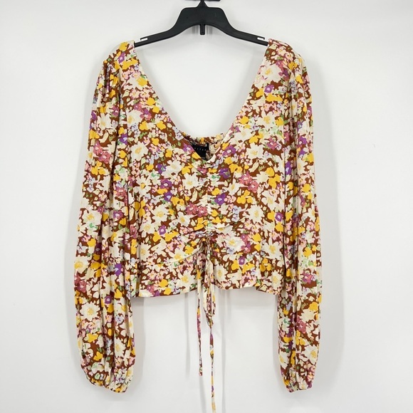 Sanctuary Drawn To You Floral  Top in Sunny Field NWT - Picture 2 of 9